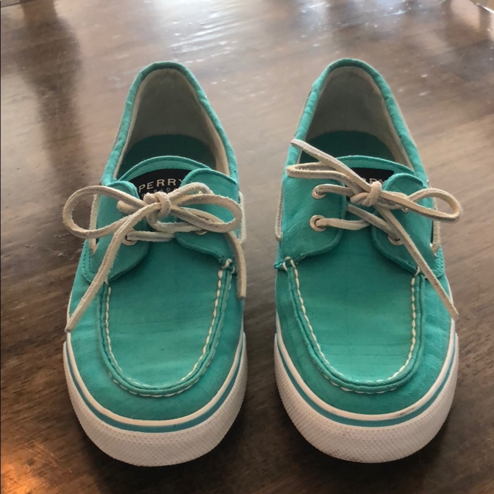 SOLD EUC SPERRY Top-sider size 8